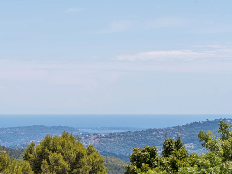 Villa for Sale in St Cezaire Sur Siagne, Mougins, Valbonne, Grasse Area 14