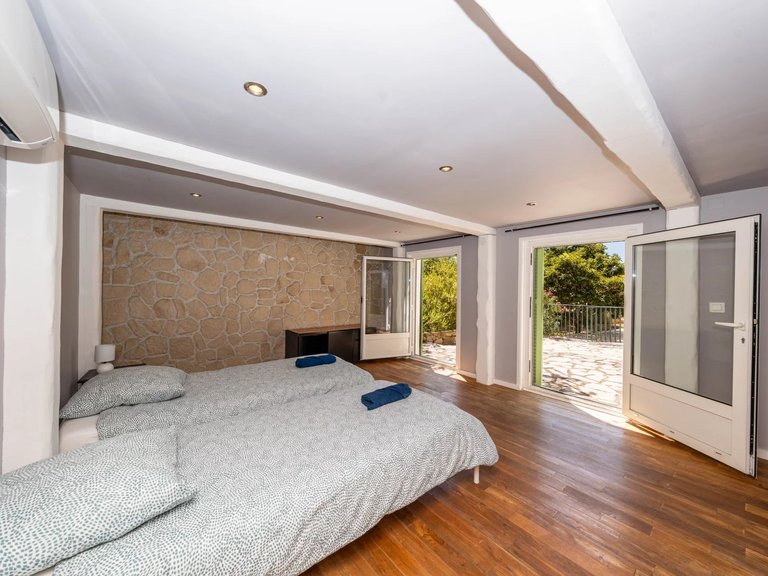Villa for Sale in St Cezaire Sur Siagne, Mougins, Valbonne, Grasse Area 16