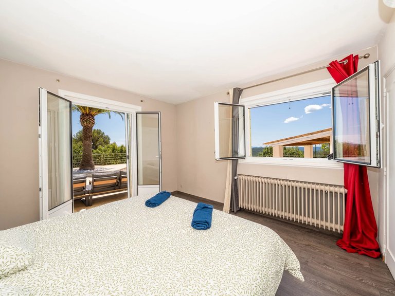 Villa for Sale in St Cezaire Sur Siagne, Mougins, Valbonne, Grasse Area 9