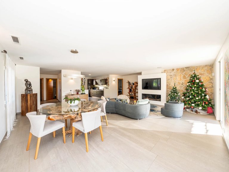 Villa for Sale in Grasse, Mougins, Valbonne, Grasse Area 8