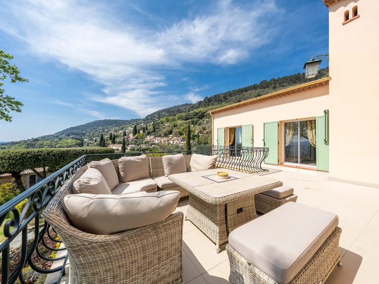 Villa for Sale in Speracedes, Mougins, Valbonne, Grasse Area 15