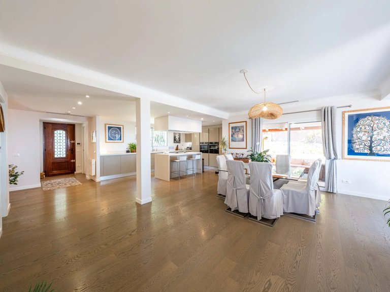 Villa for Sale in Speracedes, Mougins, Valbonne, Grasse Area 5