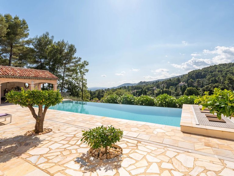 Villa for Sale in Cabris, Mougins, Valbonne, Grasse Area 5