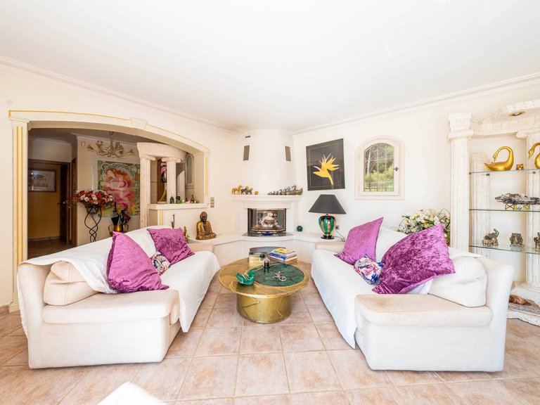 Villa for Sale in Cabris, Mougins, Valbonne, Grasse Area 10