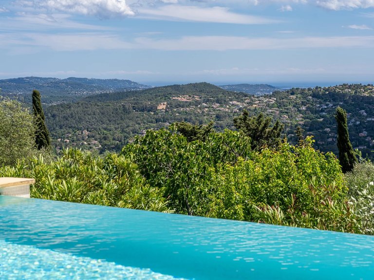 Villa for Sale in Le Tignet, Mougins, Valbonne, Grasse Area 5