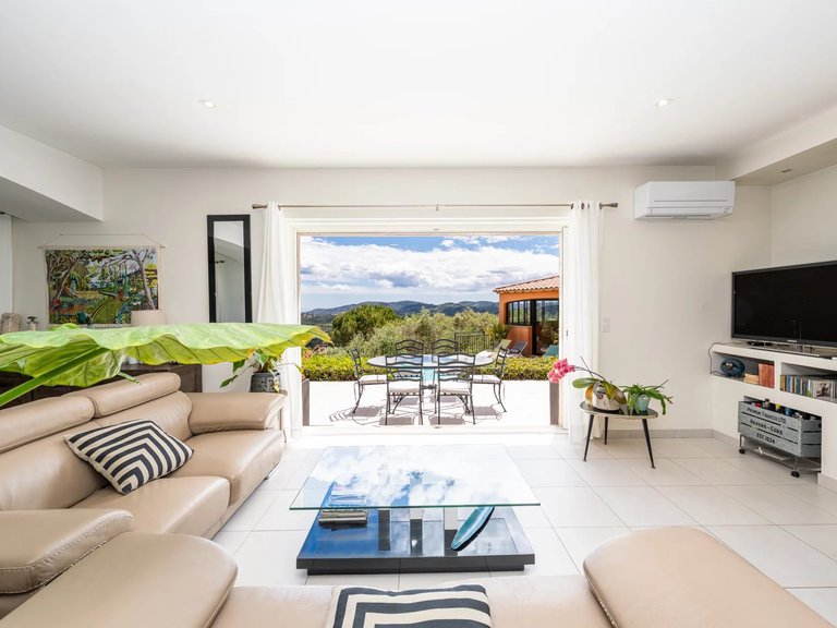 Villa for Sale in Le Tignet, Mougins, Valbonne, Grasse Area 7