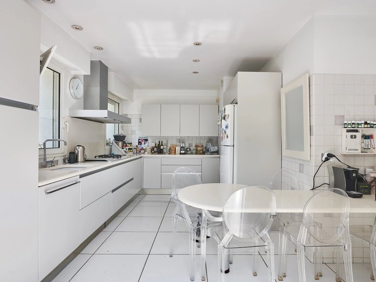 Villa for Sale in Cannes, Cannes Area 11