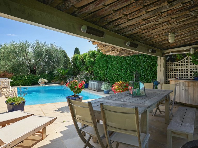 Villa for Sale in Cannes, Cannes Area 4