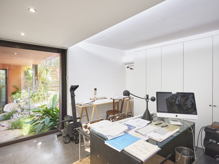 Villa for Sale in Mandelieu La Napoule, Cannes Area 17