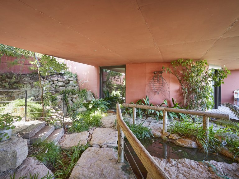 Villa for Sale in Mandelieu La Napoule, Cannes Area 5