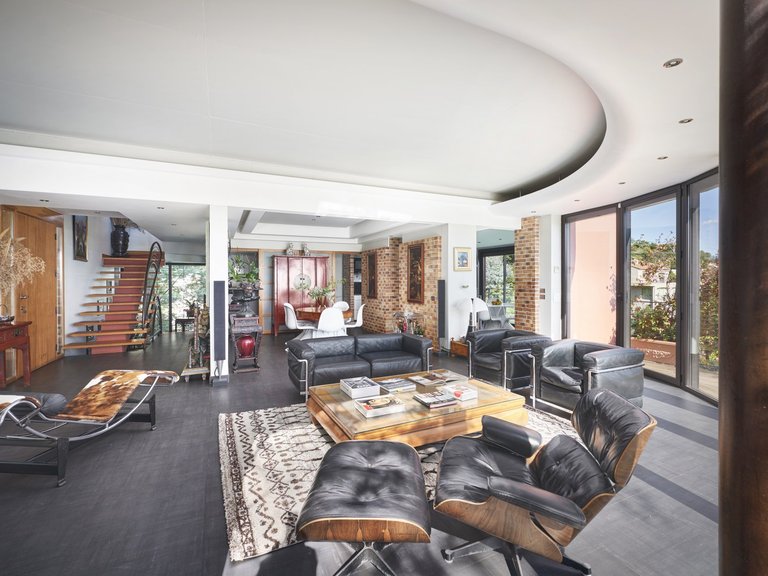 Villa for Sale in Mandelieu La Napoule, Cannes Area 8