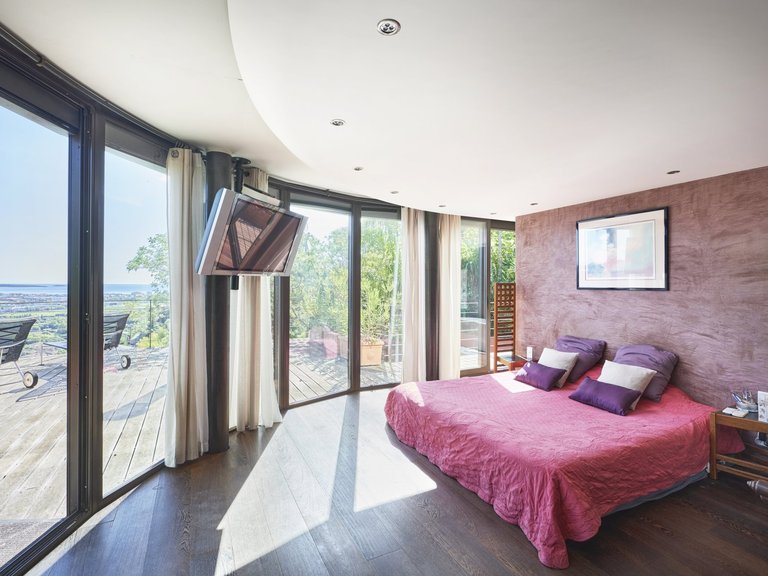 Villa for Sale in Mandelieu La Napoule, Cannes Area 10