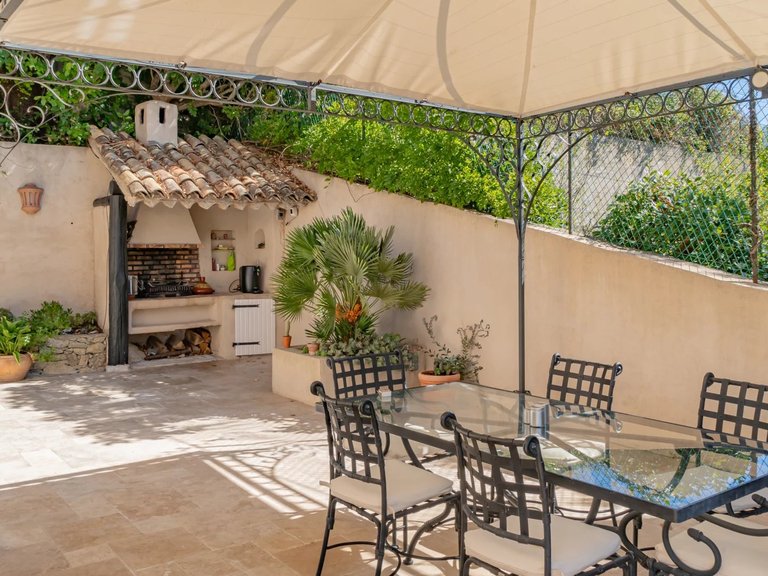 Villa for Sale in Le Cannet, Cannes Area 4
