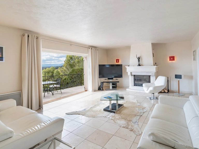 Villa for Sale in Le Cannet, Cannes Area 6