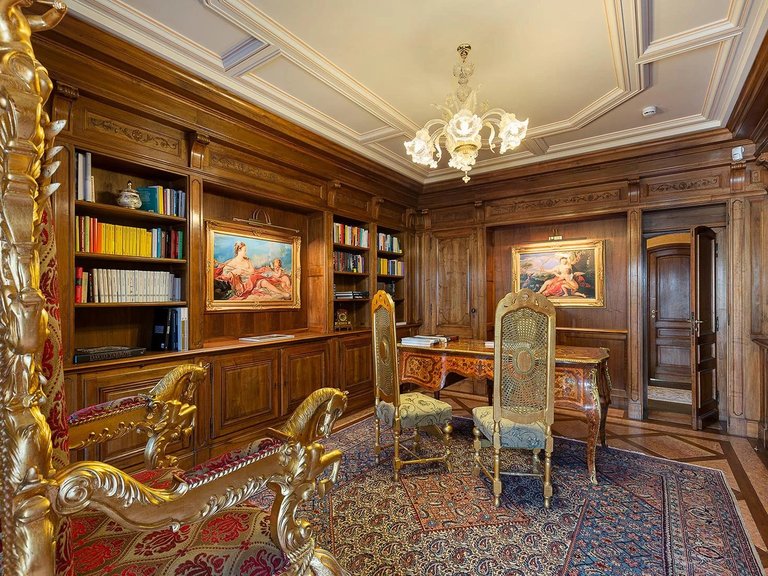 Villa for Sale in Cannes, Cannes Area 12