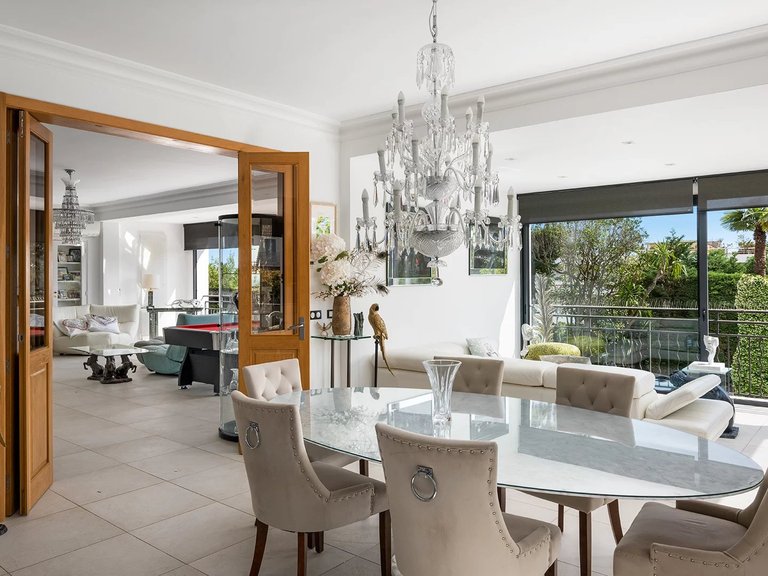 Villa for Sale in Cannes, Cannes Area 7