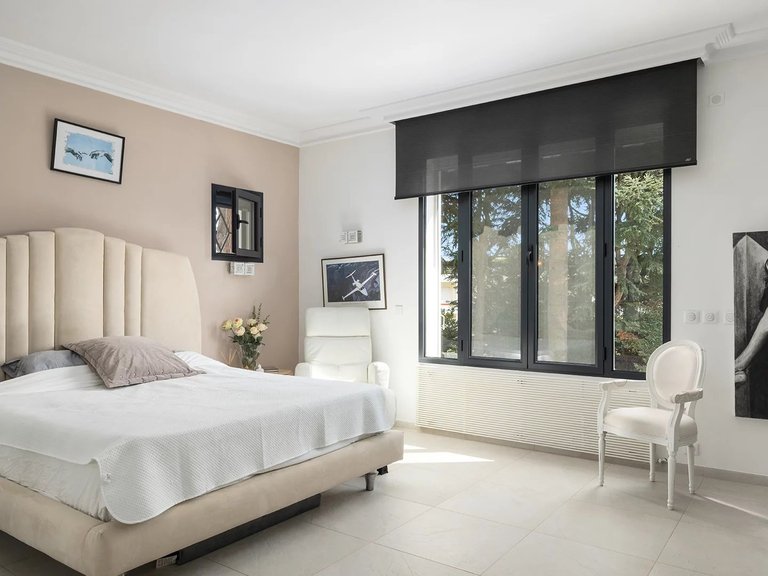 Villa for Sale in Cannes, Cannes Area 8