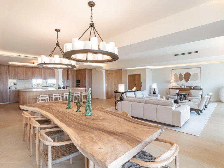Villa for Sale in Cannes, Cannes Area 11