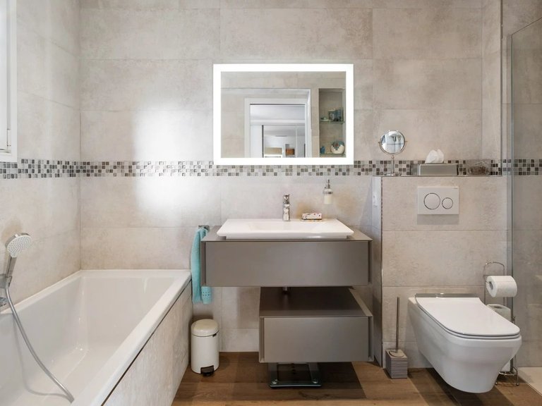 Villa for Sale in Cannes, Cannes Area 10