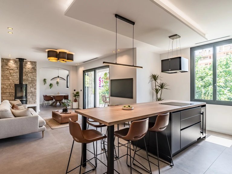 Villa for Sale in Cannes, Cannes Area 5