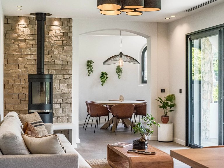 Villa for Sale in Cannes, Cannes Area 8