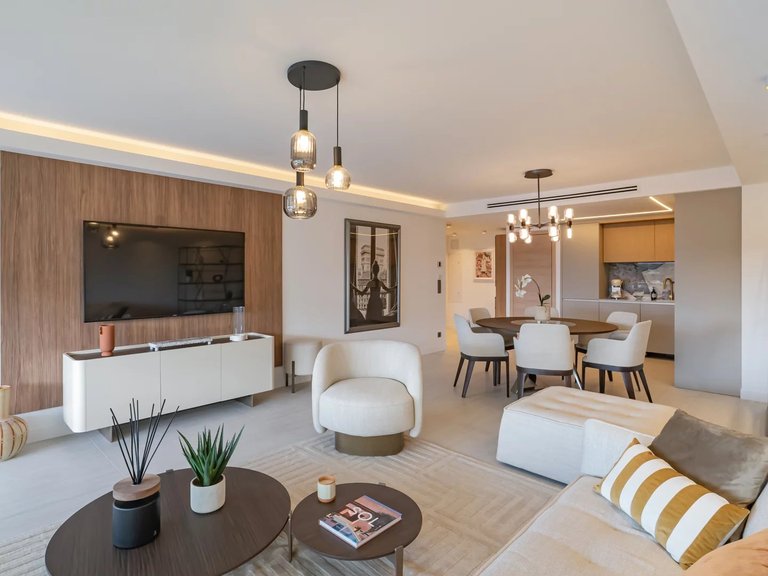 Apartment for Sale in Cannes, Cannes Area 6