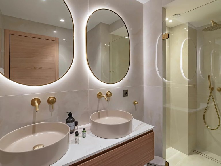 Apartment for Sale in Cannes, Cannes Area 9