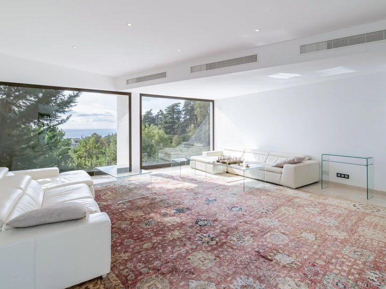 Villa for Sale in Cannes, Cannes Area 11