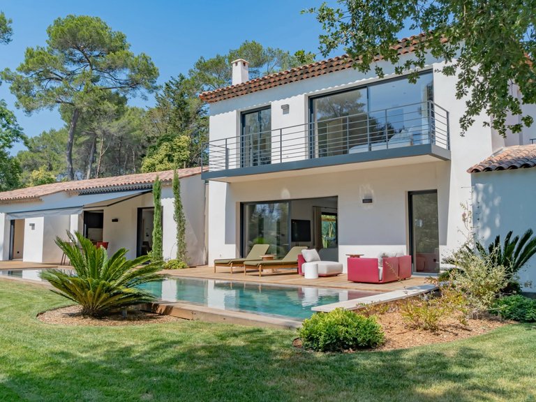 Villa for Sale in Mougins, Mougins, Valbonne, Grasse Area 2