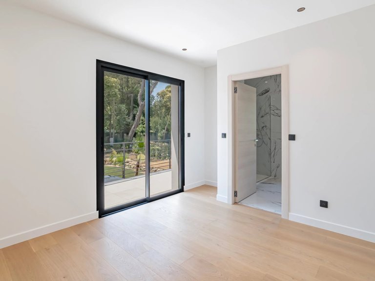Villa for Sale in Mougins, Mougins, Valbonne, Grasse Area 12