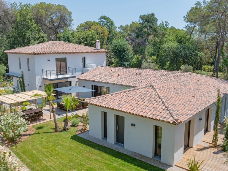 Villa for Sale in Mougins, Mougins, Valbonne, Grasse Area 3