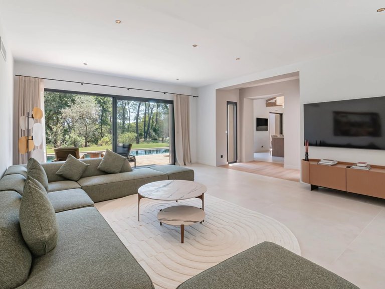 Villa for Sale in Mougins, Mougins, Valbonne, Grasse Area 8