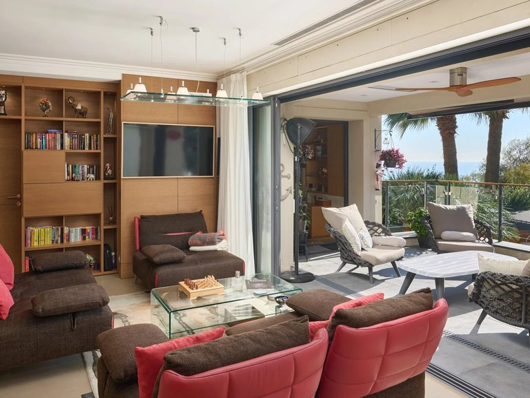 Villa for Sale in Cannes, Cannes Area 5
