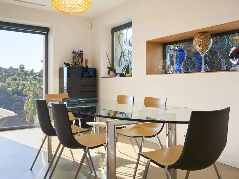Villa for Sale in Cannes, Cannes Area 8