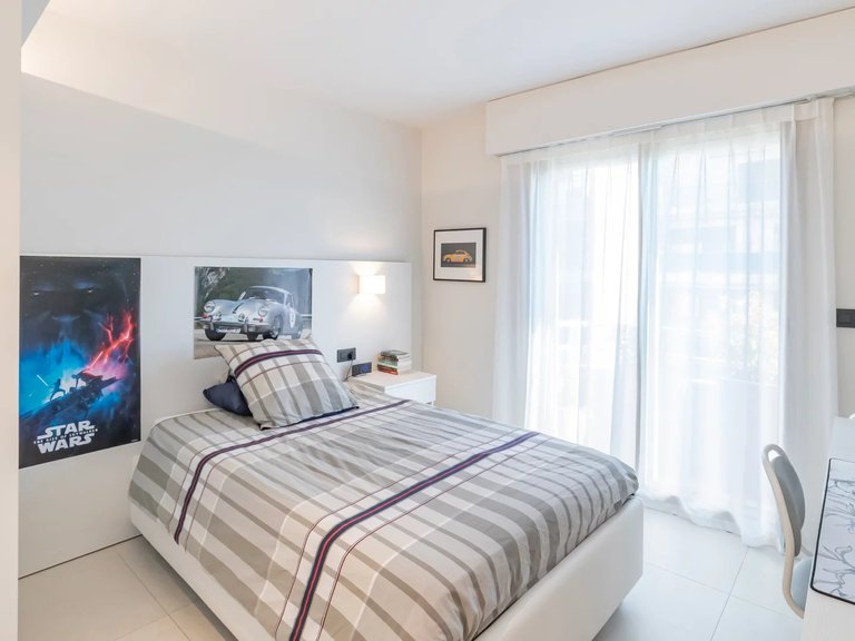 Apartment for Sale in Cannes, Cannes Area 12