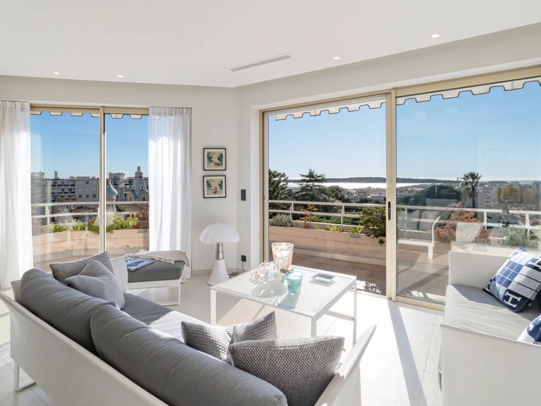 Apartment for Sale in Cannes, Cannes Area 7