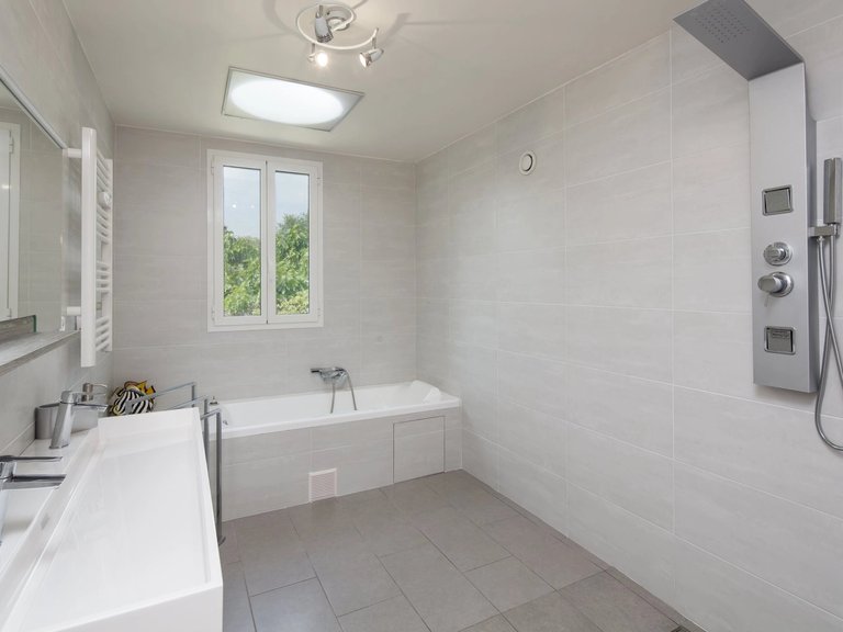 Villa for Sale in Le Cannet, Cannes Area 7