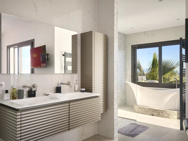 Villa for Sale in Cannes, Cannes Area 14