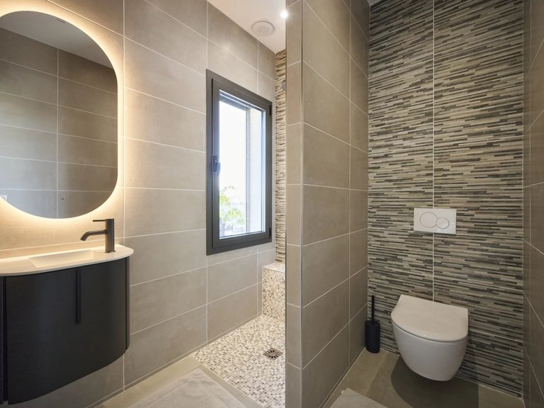 Villa for Sale in Cannes, Cannes Area 15