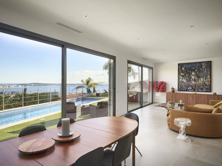 Villa for Sale in Cannes, Cannes Area 6