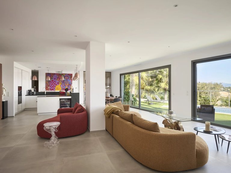 Villa for Sale in Cannes, Cannes Area 7