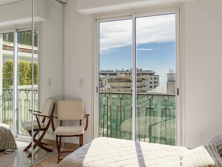 Apartment for Sale in Cannes, Cannes Area 8
