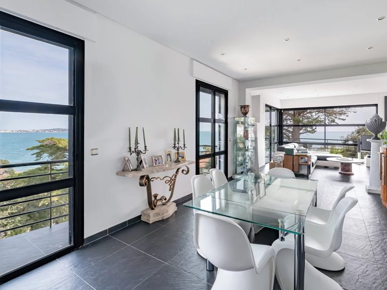 Villa for Sale in Cannes, Cannes Area 8