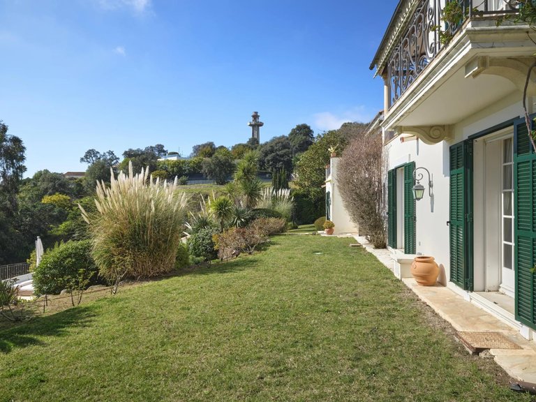 Villa for Sale in Cannes, Cannes Area 18