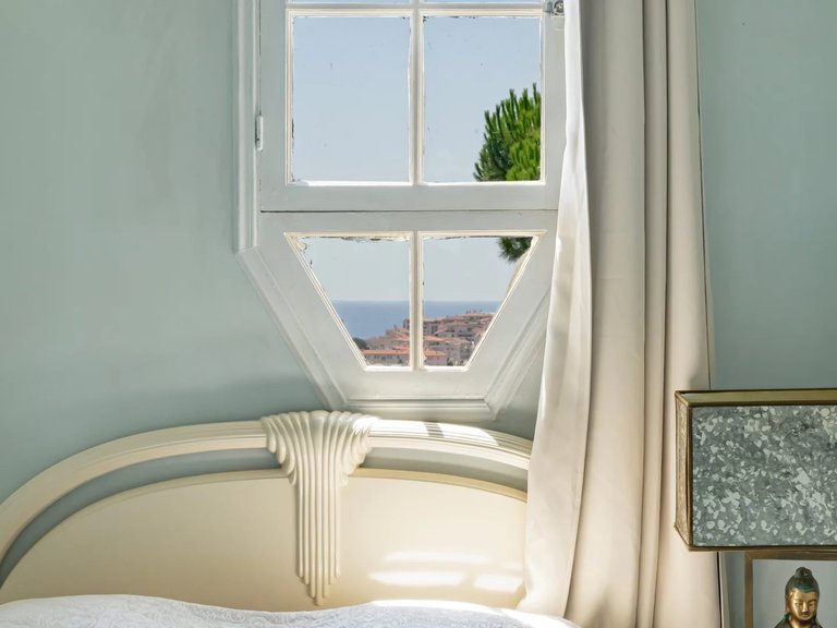 Villa for Sale in Cannes, Cannes Area 10