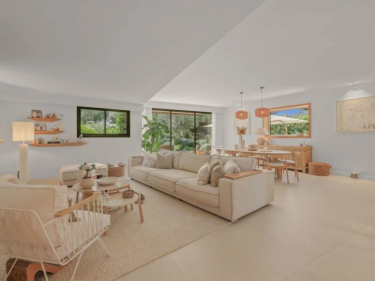 Villa for Sale in Le Cannet, Cannes Area 6