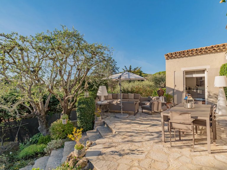 Villa for Sale in Le Cannet, Cannes Area 6