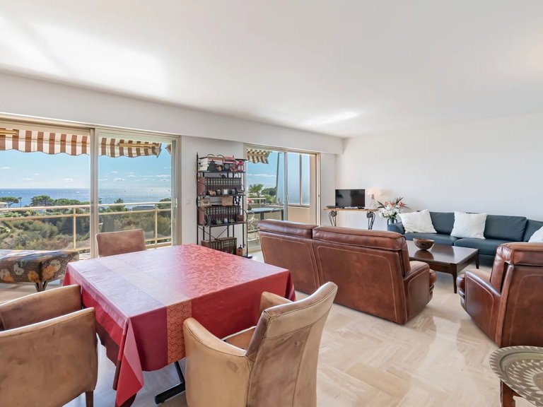 Apartment for Sale in Cannes, Cannes Area 5