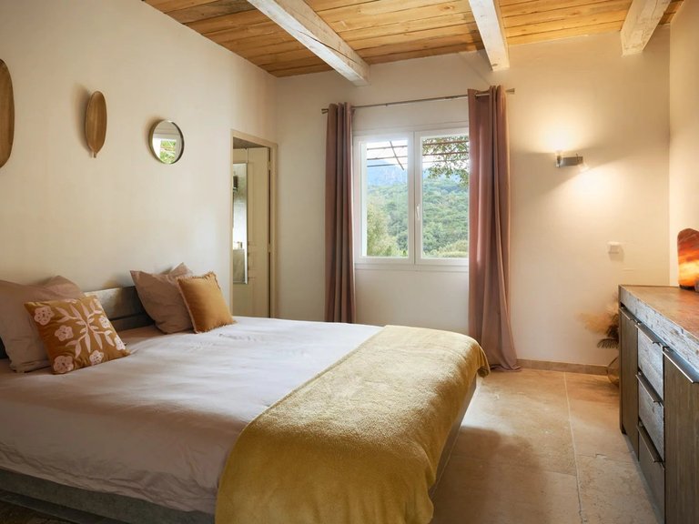 Villa for Sale in Mandelieu La Napoule, Cannes Area 15