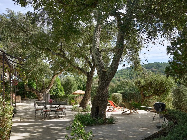 Villa for Sale in Mandelieu La Napoule, Cannes Area 5